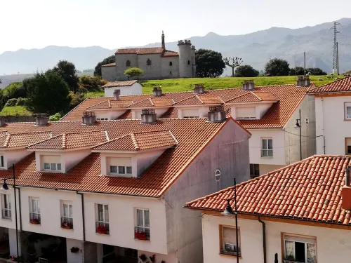 Flat halfway between the beach and Llanes downtown Hotels in Llanes