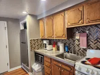 Small Welcoming Pet Friendly 1 bedroom Apartment Hotels in Cerro Gordo County