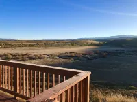 Retreat with Gorgeous Views, Close to Rmnp, Hiking, Biking, & Fishing