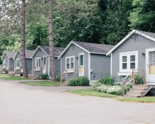 MaineStay Cottage #5 With Fireplace & Fully Stocked Kitchen in Hampden/Bangor 漢普登酒店