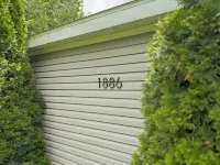 Riverside Cottage w/ 70' Private Dock - 5 Minutes From Town!