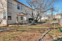Entire 3-level, 3 BRM home w/King/Queen/Twin beds