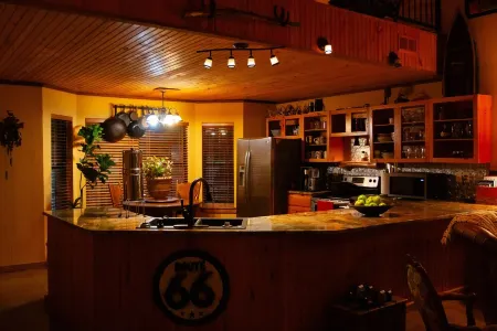 Peaceful Fishing and Mindful Retreat Cabin on Little Red River