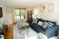 Charming & Cozy 3BR Home Retreat near  SU/ESF/Upstate/LeMoyne