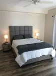 2nd floor condo at Coral Falls in Lely Minutes from Marco Island & Naples beach!