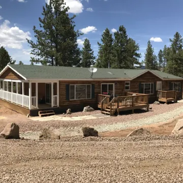 Spacious family home just waiting for you & yours to begin your next adventures