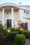 Entire 2nd Flr-Santa Monica Luxury Roman Villa Suite