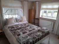 Former showhome with indoor pool & gym Hotels in 