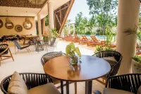 Ophelia Experience - Homestay