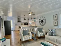 Barefoot Bungalow at Atlantic Beach! Pet-Friendly!
