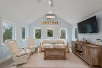 Close to Beach Renovated Dog Friendly Cape Cottage