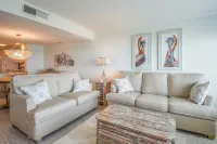 Beautiful Oceanfront Condo With Breathtaking Beach Views