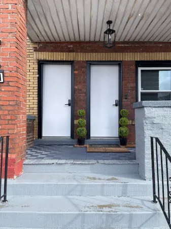 Newly renovated 2 bedroom unit