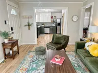 The Velvet Crush Cottage located in the heart of Monroe