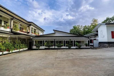 Blue Veil Villa Hotel Hotels in 