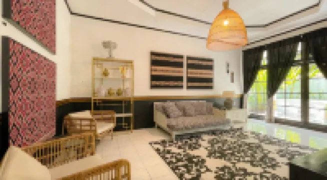 Bnbvillajogja Unit Koloni