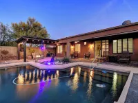 Anthem Getaway with Backyard Oasis! Hotels in New River