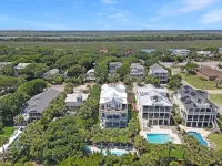 Prime location!  Downtown IOP.  Private pool. Elevator.  1 block to town/beach.