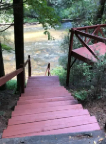 American Indian Decorated Log Cabin On Toccoa River Awaits Your Arrival!