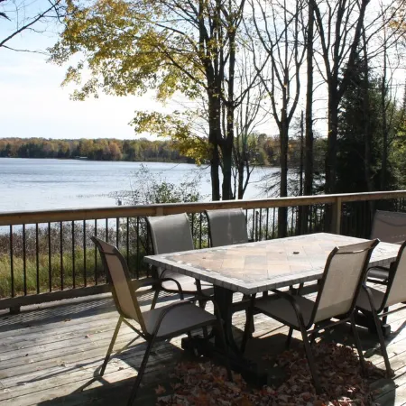 Lake Namakagon Sunrise Cove~Unwind & Reconnect. Private Dock, 2 Kayaks, Row Boat
