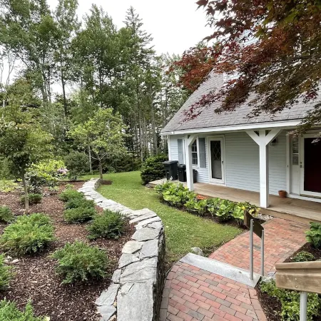 Rudman's Retreat. Deep waterfront 2 Bedroom home with spectacular sunset views.
