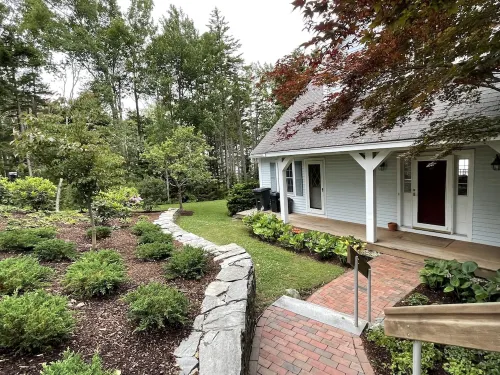 Rudman's Retreat. Deep waterfront 2 Bedroom home with spectacular sunset views. Hotels in Harpswell