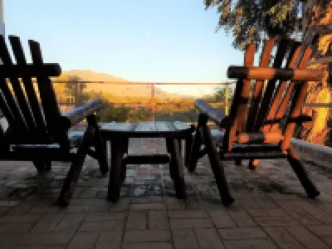 Foothills Ranch House in Casas Adobes, 8 ac estate with Pool, Tennis, Pickleball