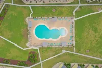 Surf Condo 518 - HeavenLee by the Sea - First Floor End Unit