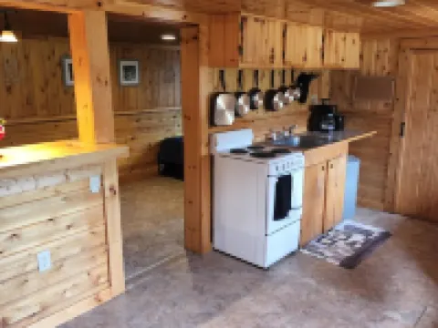 1 Bedroom house with direct trail access Hotels in Errol