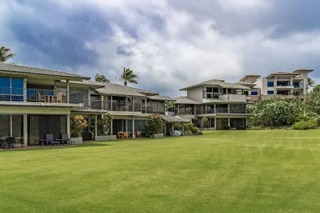 Great location, Kapalua, spacious 1-bedroom, views, walk to beach, golf, spa Отели в г. Капалуа