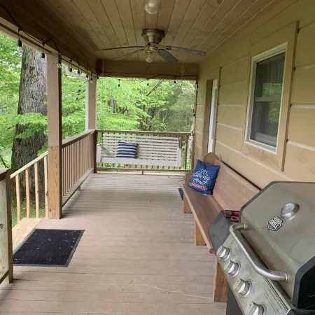 Beautiful Cabin on the Caney Fork River