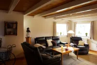 Holidays under thatch in the Stormstadt Husum 4 STARS