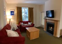 Stratton 1 Bedroom Long Trail Condo, Walk to Village and Lifts