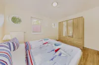 Apartment in the harbor Hotels in Poseritz