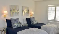 3Bed/3Bath-Sleeps 6-Oceanfront Condo-Wrightsville Beach, NC
