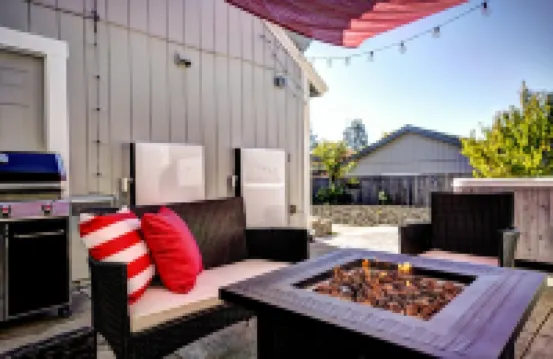 Home near Sonoma & Calistoga in heart of Wine Country