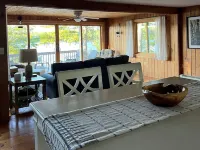 Half Moon Lake, Barnstead, NH vacation house on water front with firepit Hotels in Barnstead