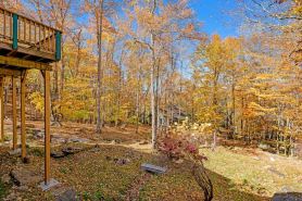 Beech Mountain Hideaway w/ large backyard - 2 min from slopes