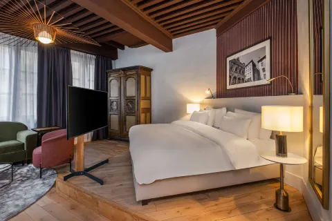 Cour des Loges Lyon, A Radisson Collection Hotel