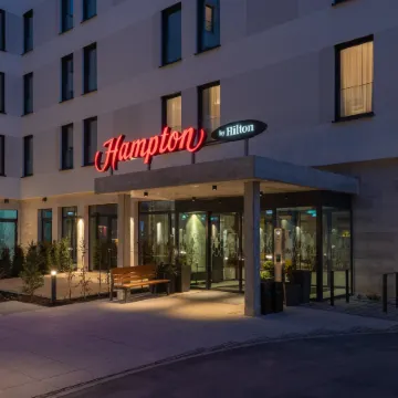 Hampton by Hilton Munich City North Отели рядом с достопримечательностью «Швабинг-Фрайман»