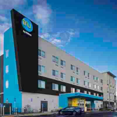 Tru by Hilton Manteca Hotel Exterior