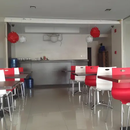 Cherry Midtown Hotel