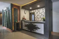 RedDoorz Plus Near Pantai Coastarina 2 Batam Hotels in Bengkong