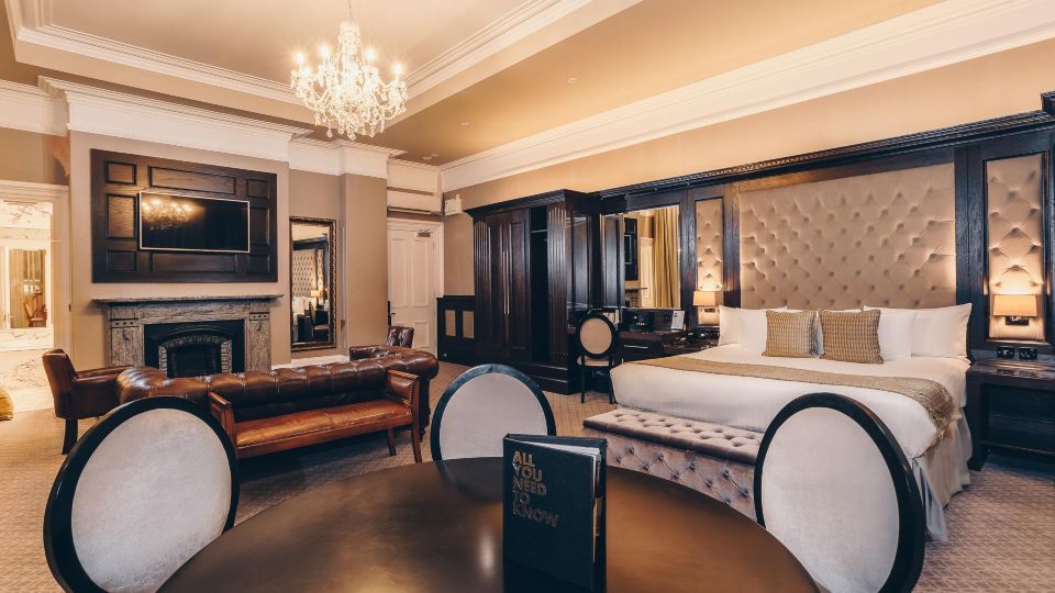 County Hotel & County Aparthotel Newcastle