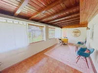 Riverside Retreat - 3 Kayaks, minutes from the beach, shops and great food!
