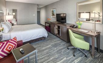 Hampton Inn & Suites Palm Desert