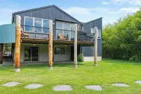 Modern Lakefront Retreat Hotels near Speedway