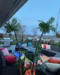 Norland Getaway, Great West End Location, Hot Tub-Pet Friendly, Arcade!
