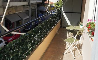 Athenian Petralona Suite