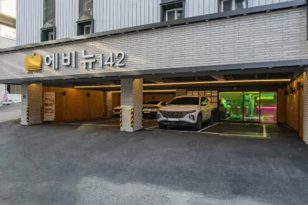 Bucheon Avenue 142 Отели рядом с достопримечательностью «Bucheon University»